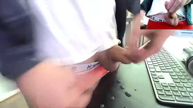 spermlover21  05-06-2023