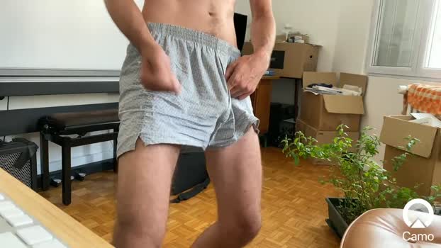 hugohotbi  26-06-2023
