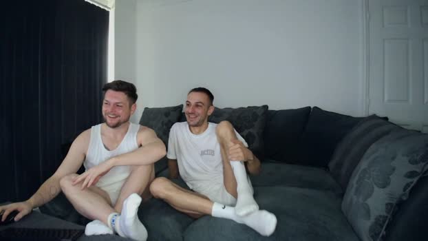 TwoTwinkHusband  19-07-2023