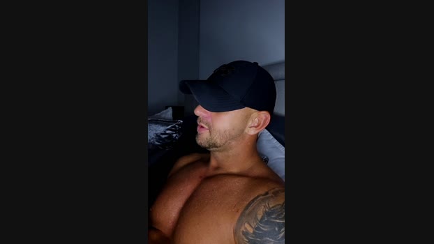 ukmale_hot  20-08-2023