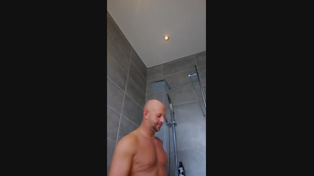 ukmale_hot  20-08-2023