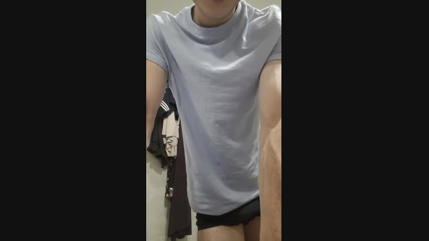 sexboyqq  29-08-2023