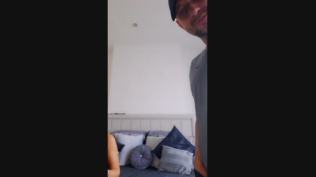 ukmale_hot  06-09-2023