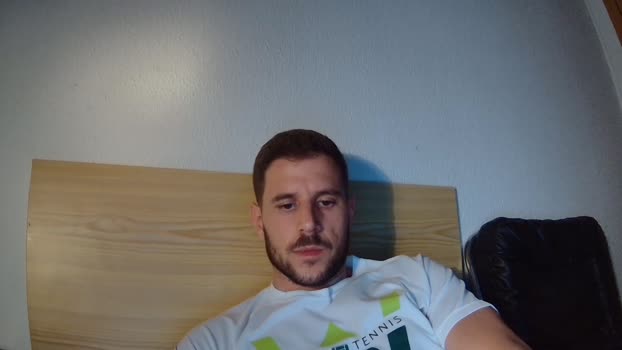 lechehotcam2  15-09-2023