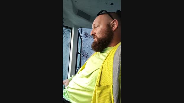 CallMeeDaddy89  04-10-2023