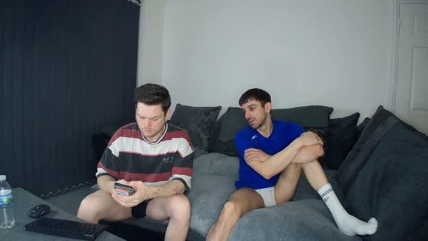 TwoTwinkHusband  25-11-2023