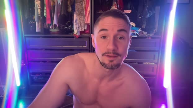 SkyyKnox Cam4 12-03-2024 Males