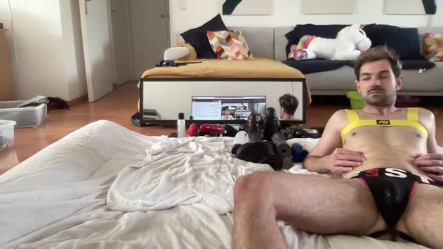 petitpup Cam4 06-04-2024 Males