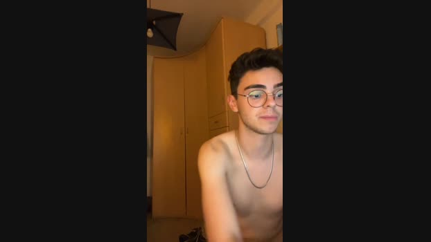 mikklolo Cam4 15-04-2024 Males