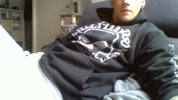 Mr_02_93 Cam4 17-04-2024 Males