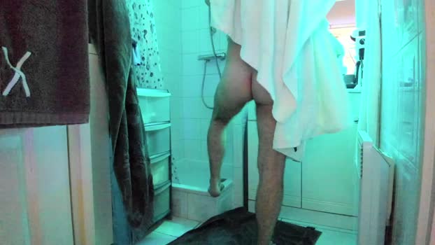 HuGo4K Cam4 04-05-2024 Males