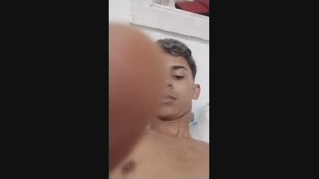 Julioassis Cam4 10-05-2024 Males