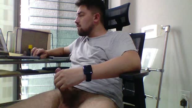 crisstallio Cam4 23-05-2024 Males