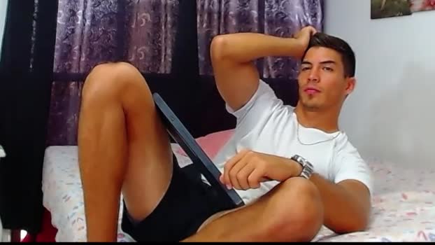 gaston_pezzuti Cam4 05-06-2024 Males