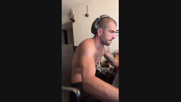 Greyoff Cam4 30-06-2024 Males