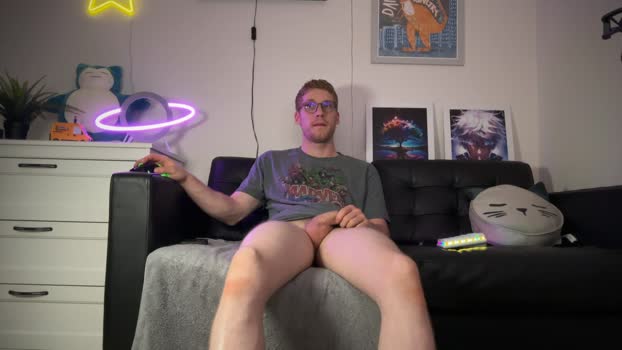 BlueEyedTallGuy Cam4 06-08-2024 Males