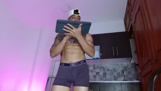 Lucasflexthis_1 Cam4 07-08-2024 Males