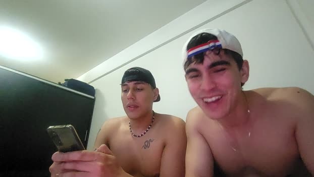 gualas Cam4 14-08-2024 Males