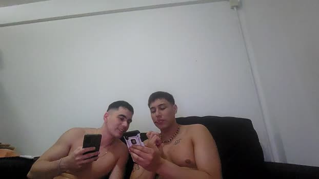 gualas Cam4 20-08-2024 Males
