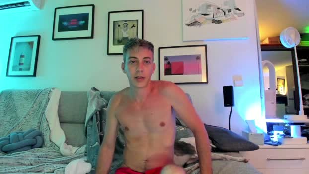 HuGo4K Cam4 25-08-2024 Males