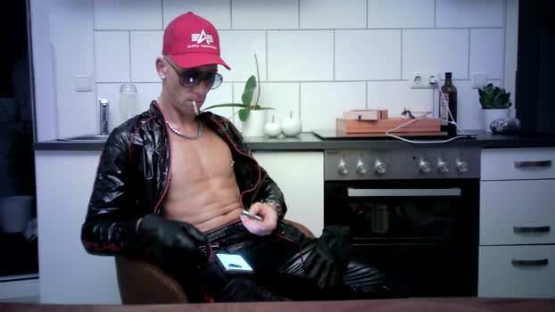 MrGeiZ2512 Cam4 05-09-2024 Males