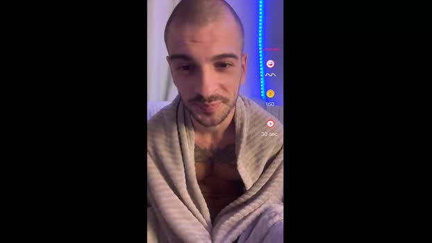 Greyoff Cam4 04-10-2024 Males