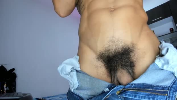 Lucasflexthis_1 Cam4 04-10-2024 Males