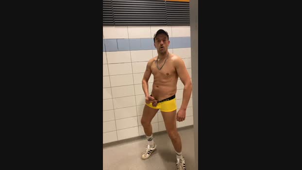 darksecret_Lar Cam4 09-10-2024 Males