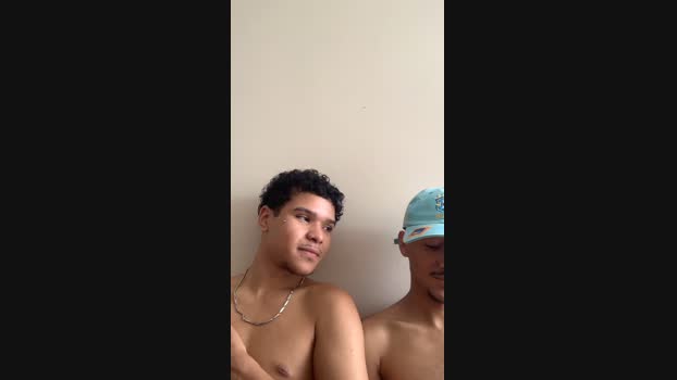Gustavoalves22 Cam4 11-10-2024 Males