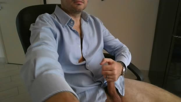 rusty02 Cam4 17-10-2024 Males