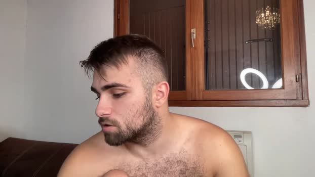 Thony_Grey Cam4 20-10-2024 Males