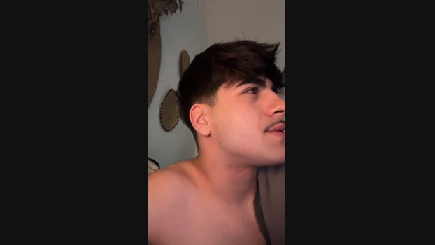 Jovencitobcn21 spank Webcam SHOW @ Cam4 30-10-2024