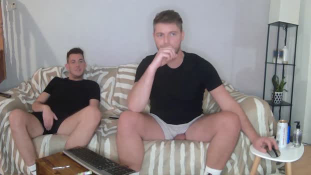 englishladxxx gay Webcam SHOW @ Cam4 04-11-2024