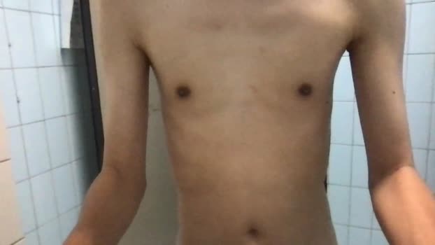 fengwei4 suckshow Webcam SHOW @ Cam4 09-11-2024