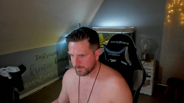 ronhill13 suckshow Webcam SHOW @ Cam4 09-11-2024