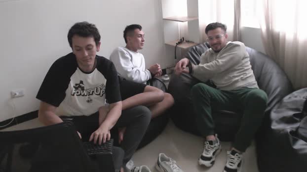Serguioguecha33 bigtoys Webcam SHOW @ Cam4 13-11-2024