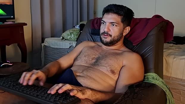 luhparamaiores Naked Webcam SHOW @ Cam4 10-12-2024