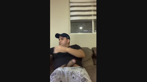 raulgzz4 lovense Webcam SHOW @ Cam4 11-12-2024