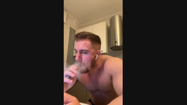 Bigwhitebull fuckass Webcam SHOW @ Cam4 12-12-2024