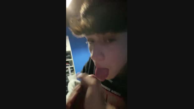 enzovich5 kissing Webcam SHOW @ Cam4 13-12-2024