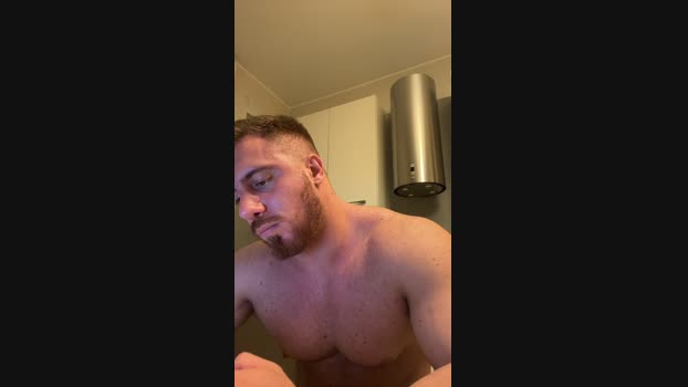 Bigwhitebull Download Webcam SHOW @ Cam4 13-12-2024
