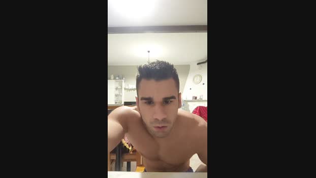 michaelgrandi23 yummy Webcam SHOW @ Cam4 15-12-2024