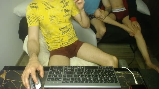 Lealboy horny Webcam SHOW @ Cam4 18-12-2024