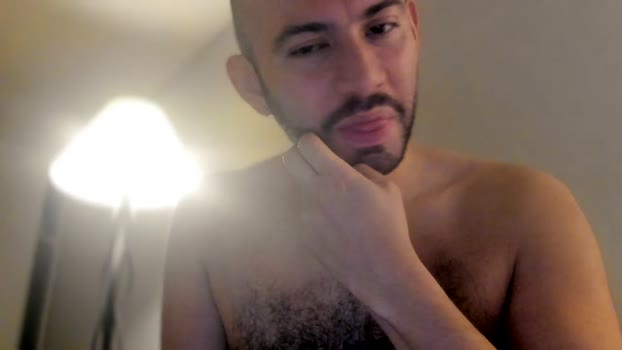 moiale3 bigass Webcam SHOW @ Cam4 18-12-2024