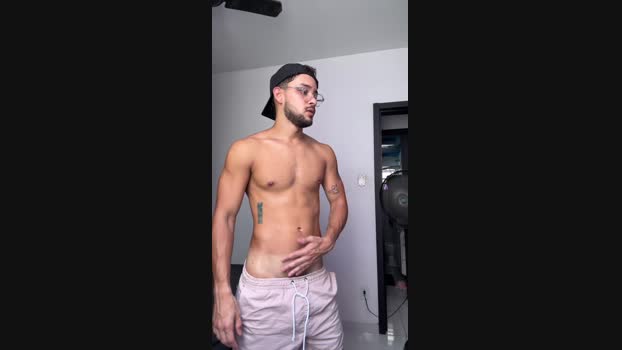 gabegotardo_hot fingering Webcam SHOW @ Cam4 20-12-2024