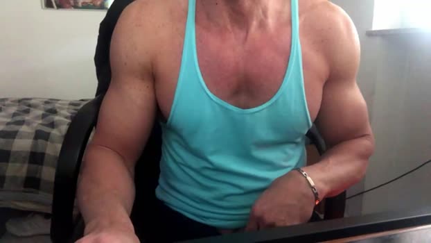 guardami2 deepthroat Webcam SHOW @ Cam4 01-01-2025