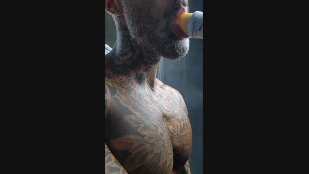 Nicolas_1988 Show Webcam SHOW @ Cam4 01-01-2025