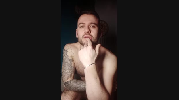 occhifun kiss Webcam SHOW @ Cam4 02-01-2025