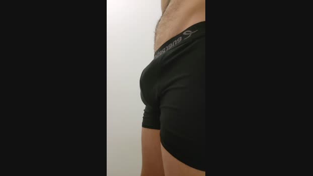 pseudonymee2hot Topless Webcam SHOW @ Cam4 02-01-2025