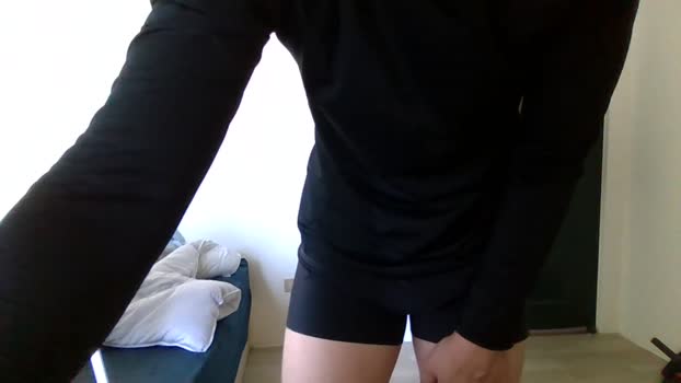 huang500 strip Webcam SHOW @ Cam4 03-01-2025